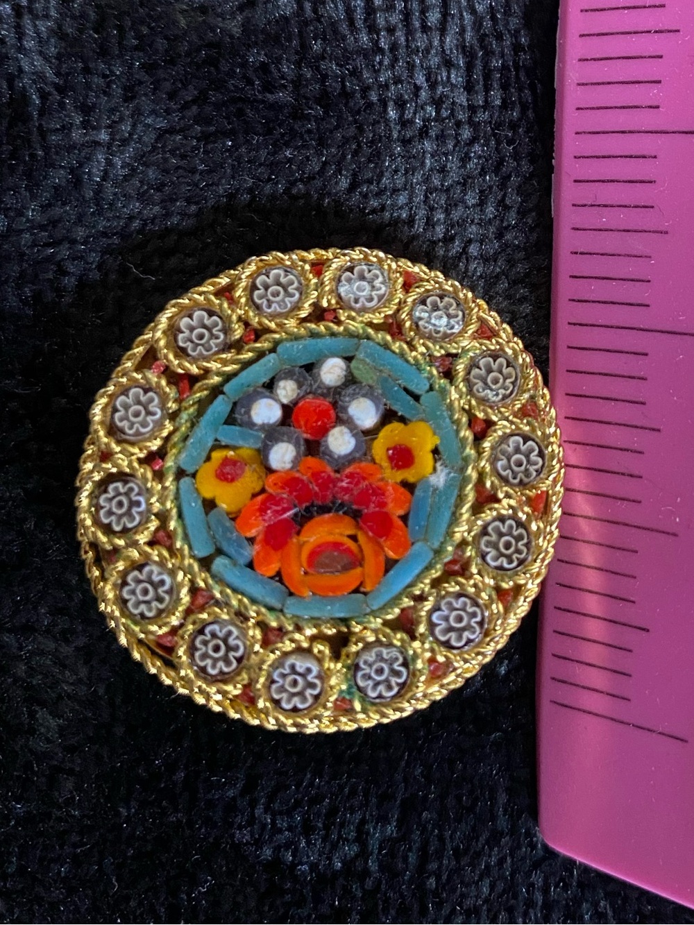 Handcrafted Mosaic Floral Round Brooch - Gold with Multicolor Flowers